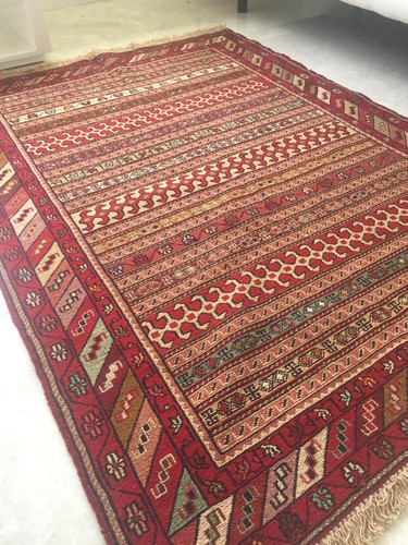 Hand knotted oriental wool rug - hand,