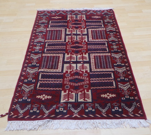 Hand made carpet - ,