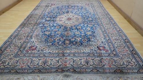 Very large carpet rug hand - rug,