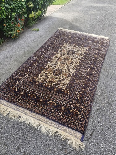 Knotted turkish wool rug - knotted,