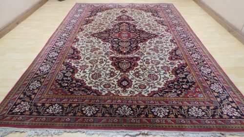 Large carpet rug hand made - carpet,