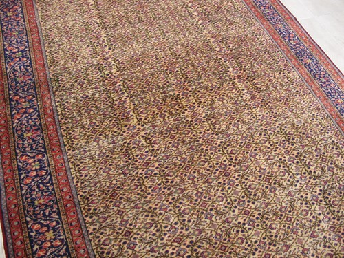Handmade muted floral rug - muted,