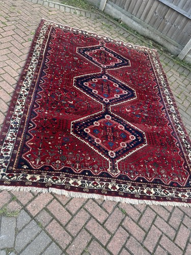 Large hand knotted - hand,