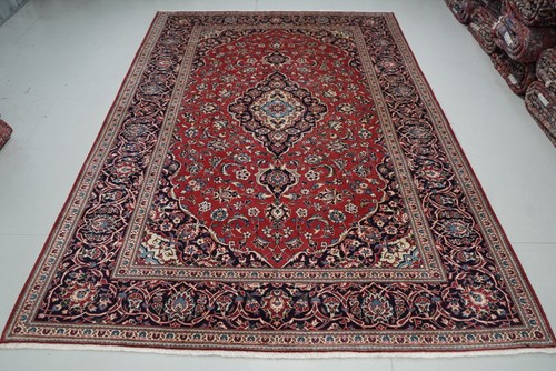 Handmade wool rug 302 200 - x,
