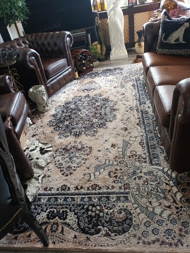 Oriental rug 290cm - 290cm, 200cm