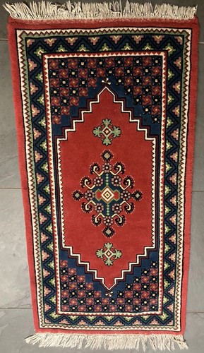 Vintage hand knotted - vintage, hand-knotted