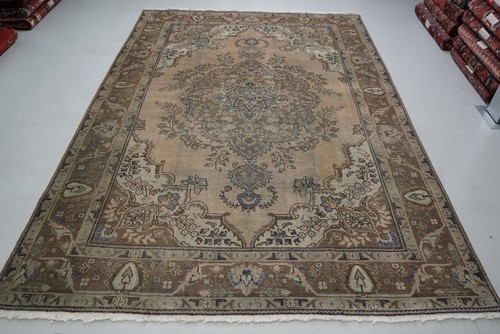 Vintage handmade wool oriental - handmade,
